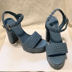 Guess Weave Heels Size 7.5